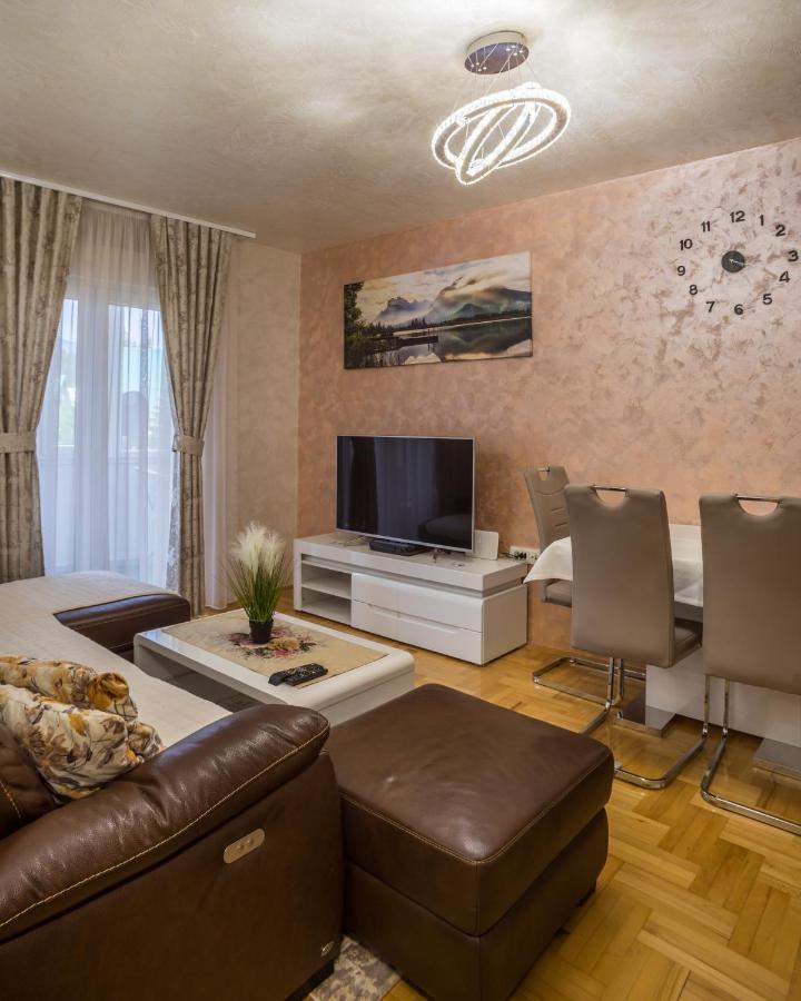 Lux Deluxe Apartment Zabljak  Luaran gambar