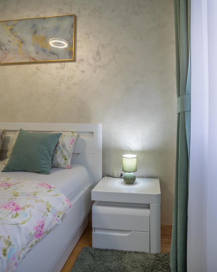 Lux Deluxe Apartment Zabljak  Luaran gambar